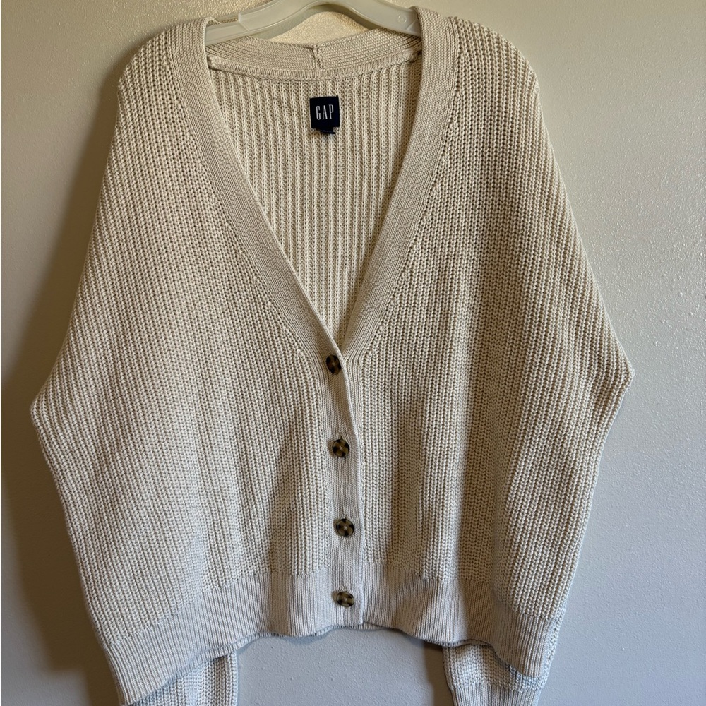 GAP Cream Ribbed Knit Cardigan with Oversized Fit